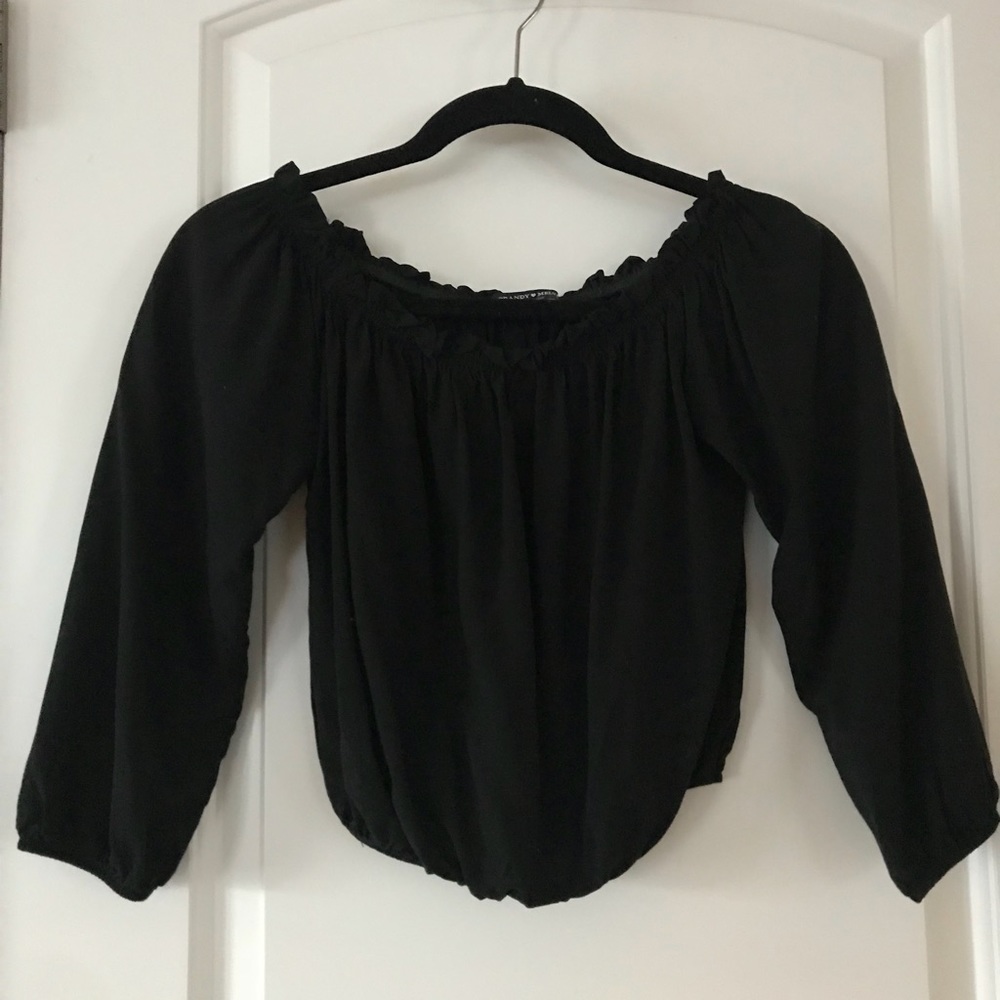 black brandy melville top🖤